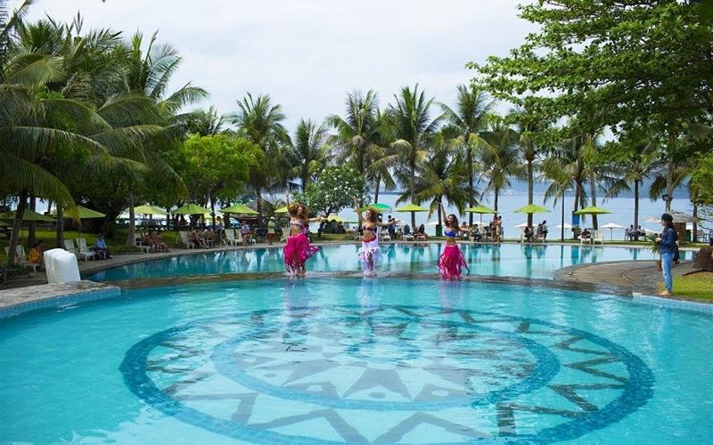 ho boi MerPerle Hon Tam Resort