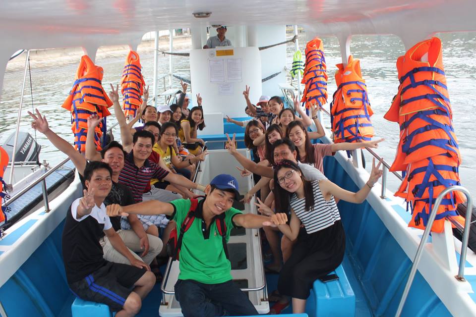 ngam san ho bang tau day kinh