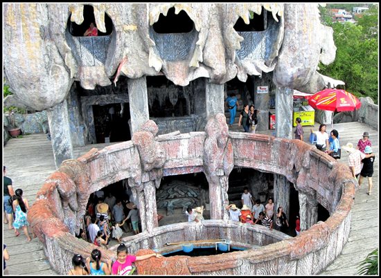 thuy cung tri nguyen co ho ca ngoai troi