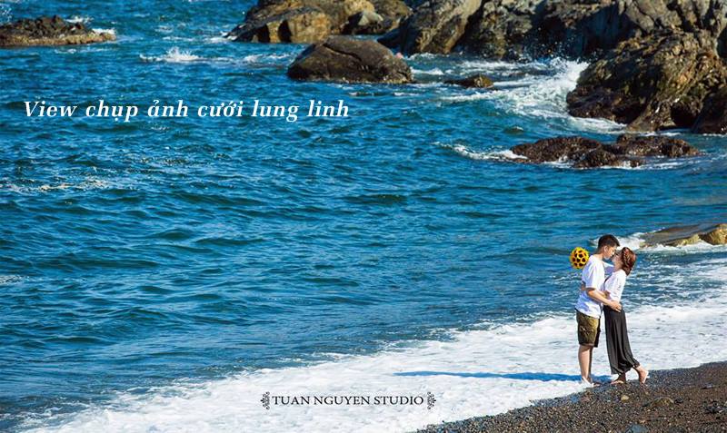 anh cuoi lang man tai bai soi hon mieu